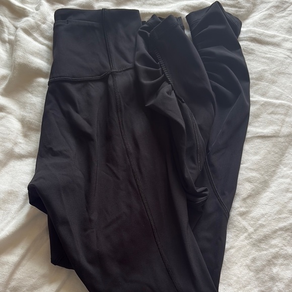 Lululemon Black Leggings 4 - Picture 2 of 6